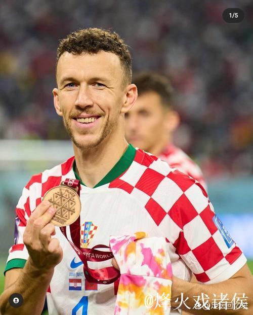 佩里西奇传射立功迈尼昂扑点 克罗地亚主场2-0击败法国占据优势